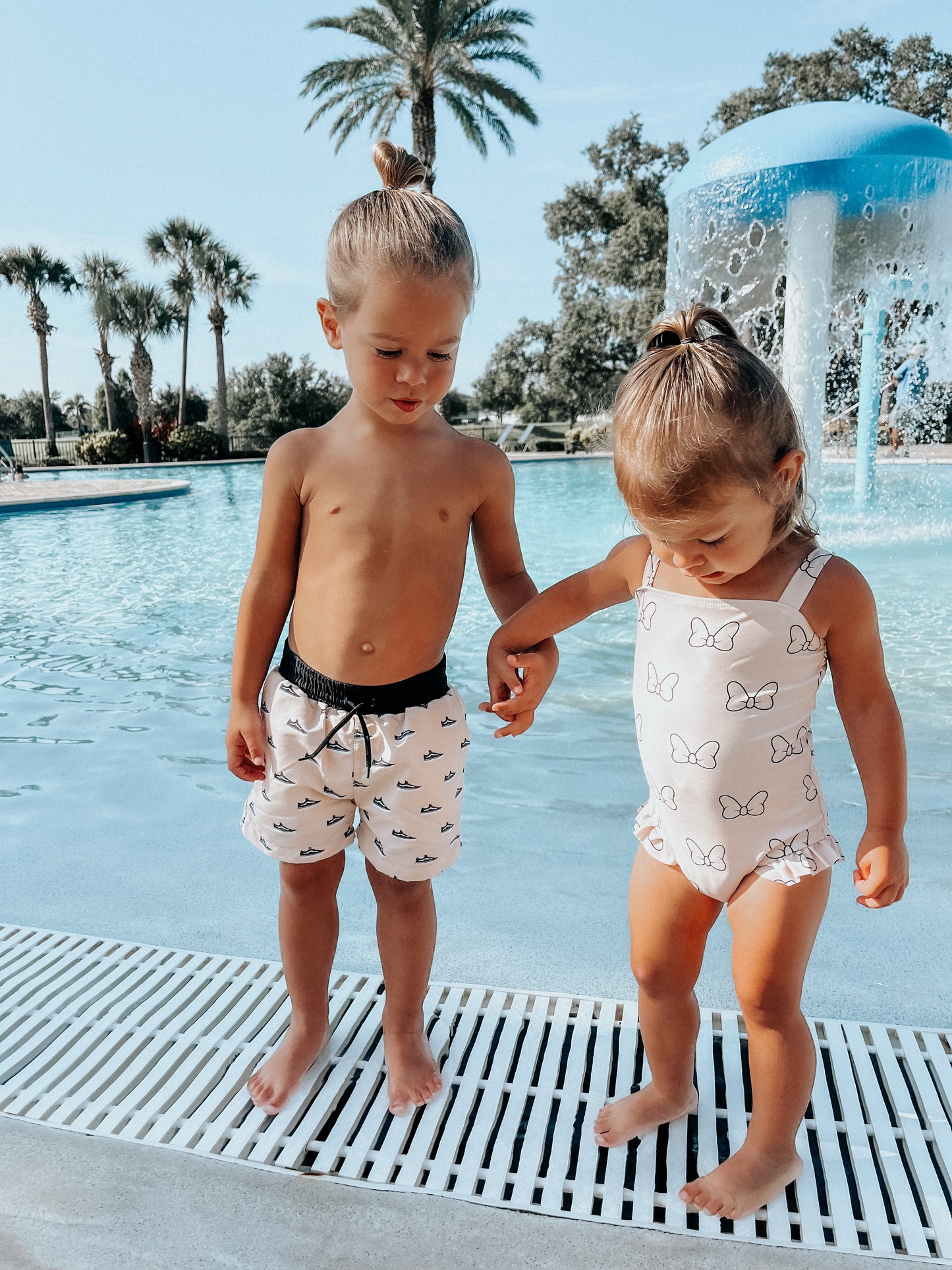 NIXY SWIM
