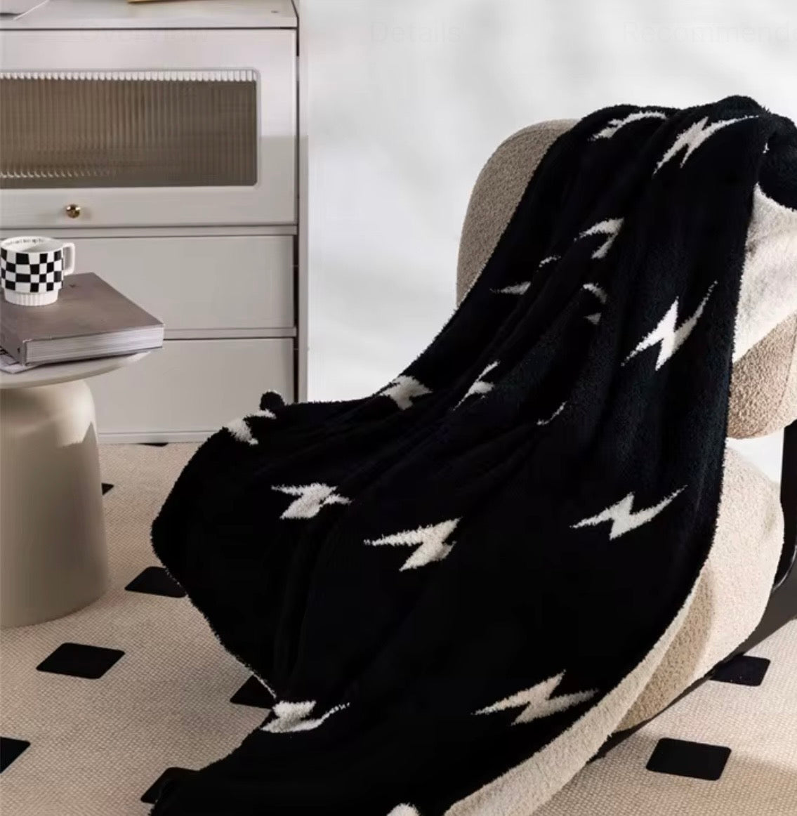 Cloudsoft adult bolt blanket