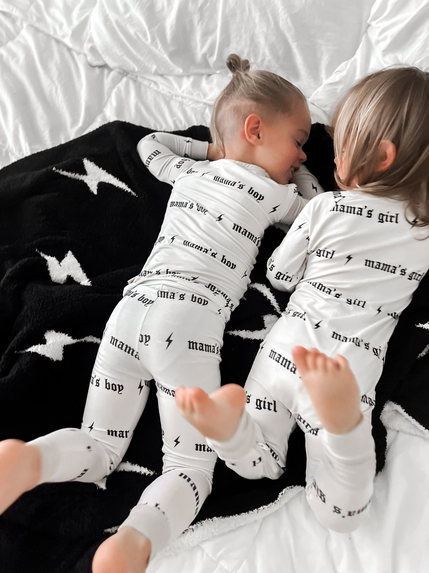 Cloudsoft bolt Toddler Blanket